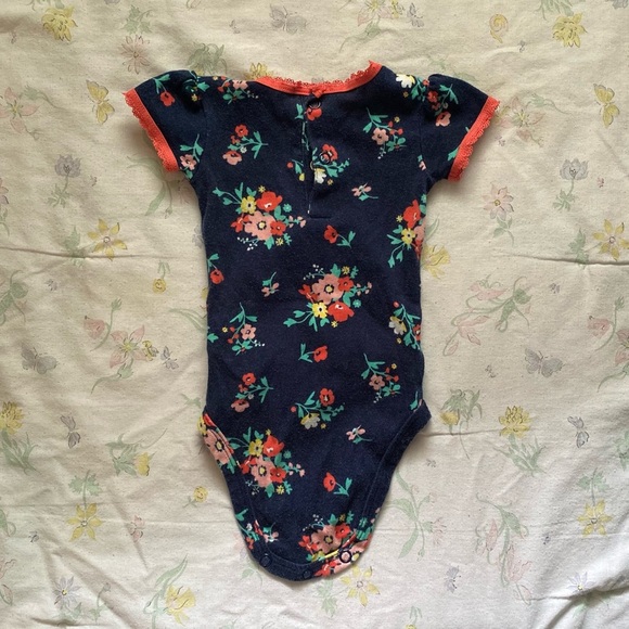 Carters Blue Floral Onesie and Pants Outfit Bundle 3m - Picture 5 of 8